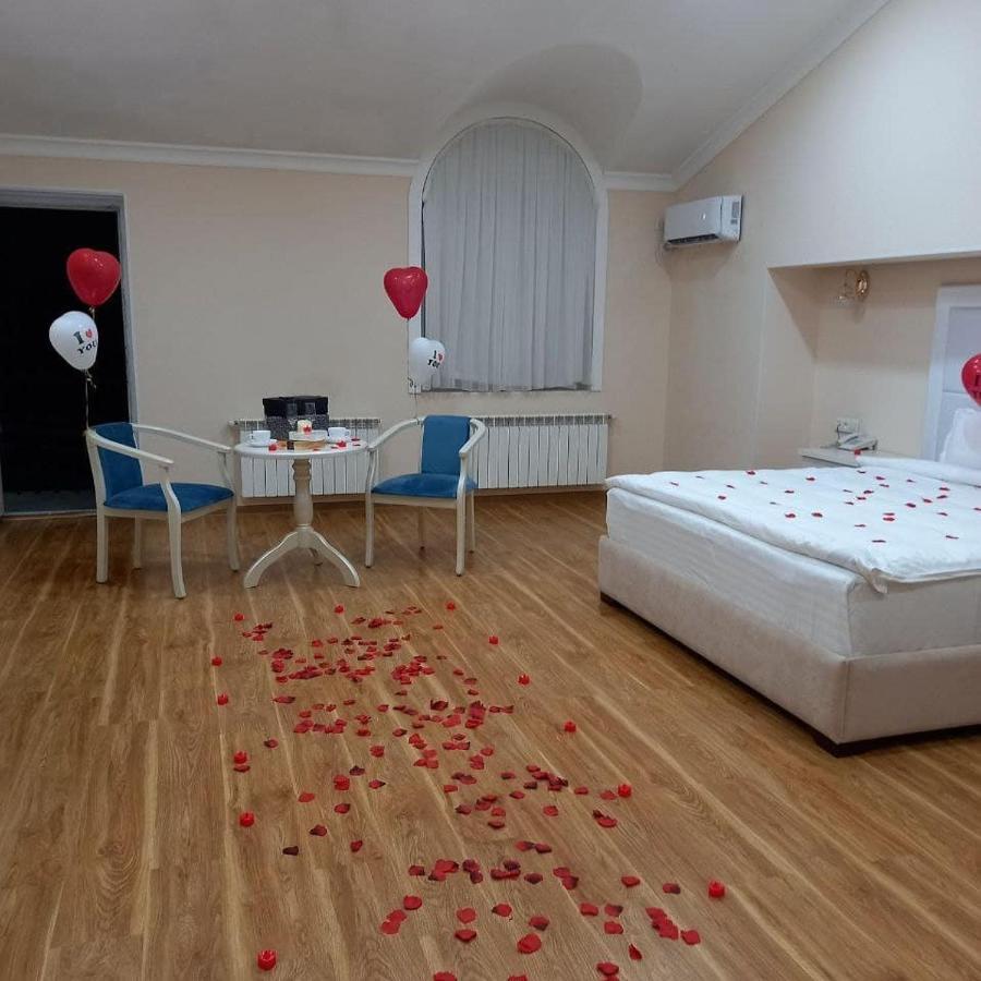 Queens 2 Hotel Taszkent Zewnętrze zdjęcie