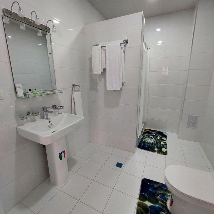 Queens 2 Hotel Taszkent Zewnętrze zdjęcie