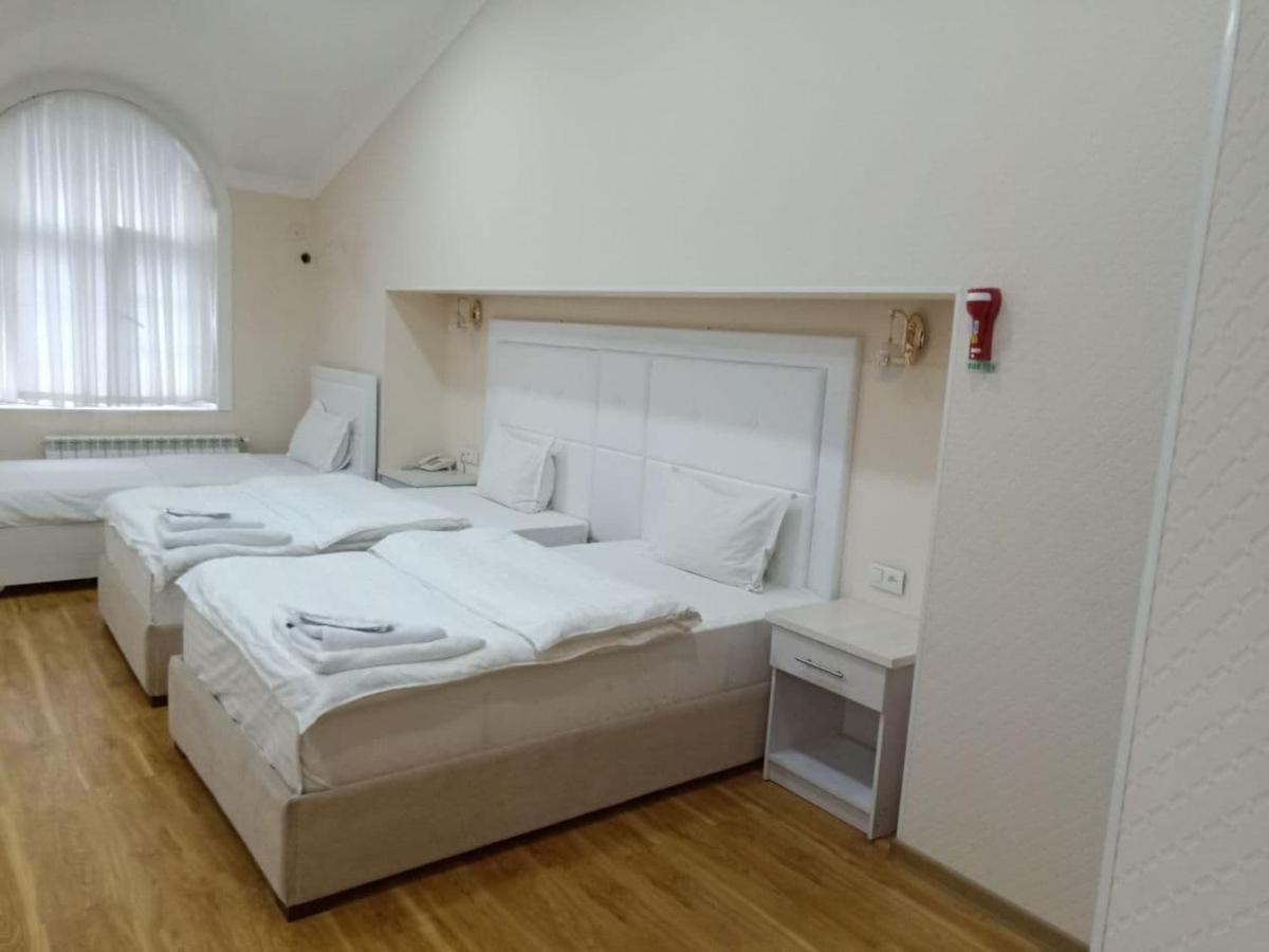 Queens 2 Hotel Taszkent Zewnętrze zdjęcie